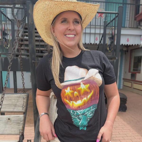 LADIES SS PUNCHY PUMPKIN COWBOY GRAPHIC TEE