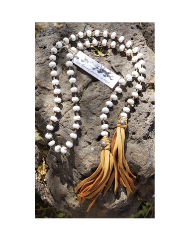 WHITE TURQUOISE LARIAT