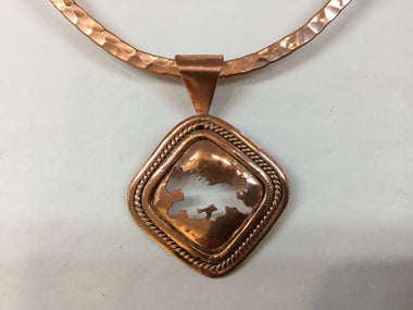 SQUARE HORSE CUTOUT LARGE DROP